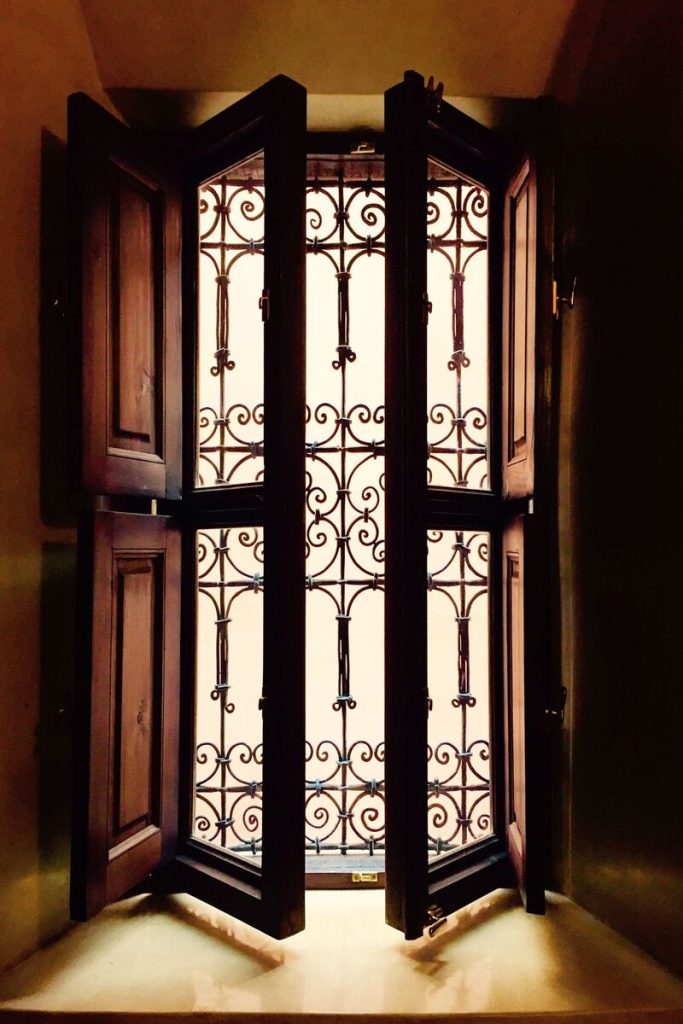 grille et clôture en fer forgé