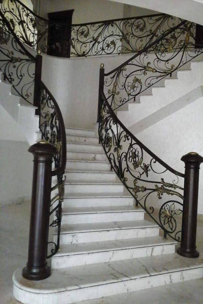 Escalier en fer forgé